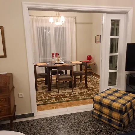 Itea's Garden House בית נופש *