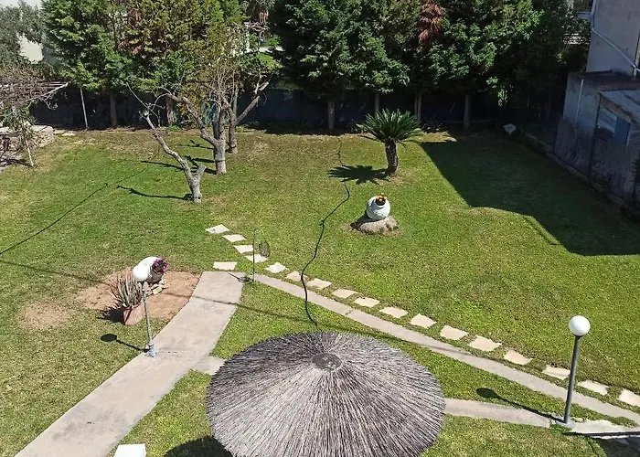 Itea's Garden House * Kirra