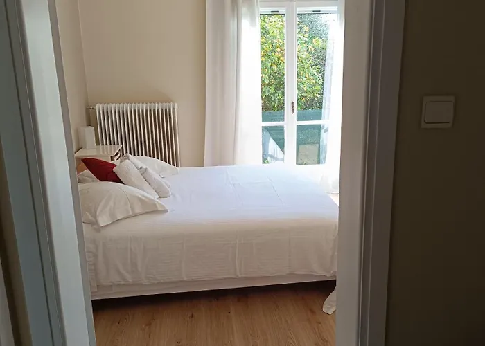 Itea's Garden House Casa de Férias Kirra